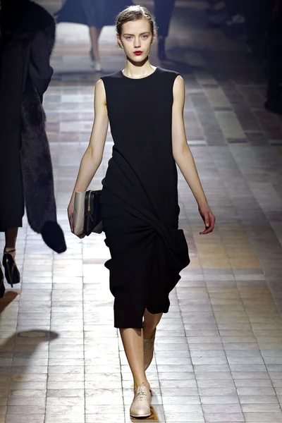 Look 22